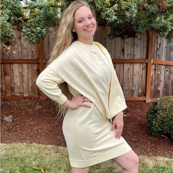 80s ESPIRT SPORT Hooded Sweater Mini Dress, Pale Butter Yellow Sweatshirt Dress - Picture 3 of 9